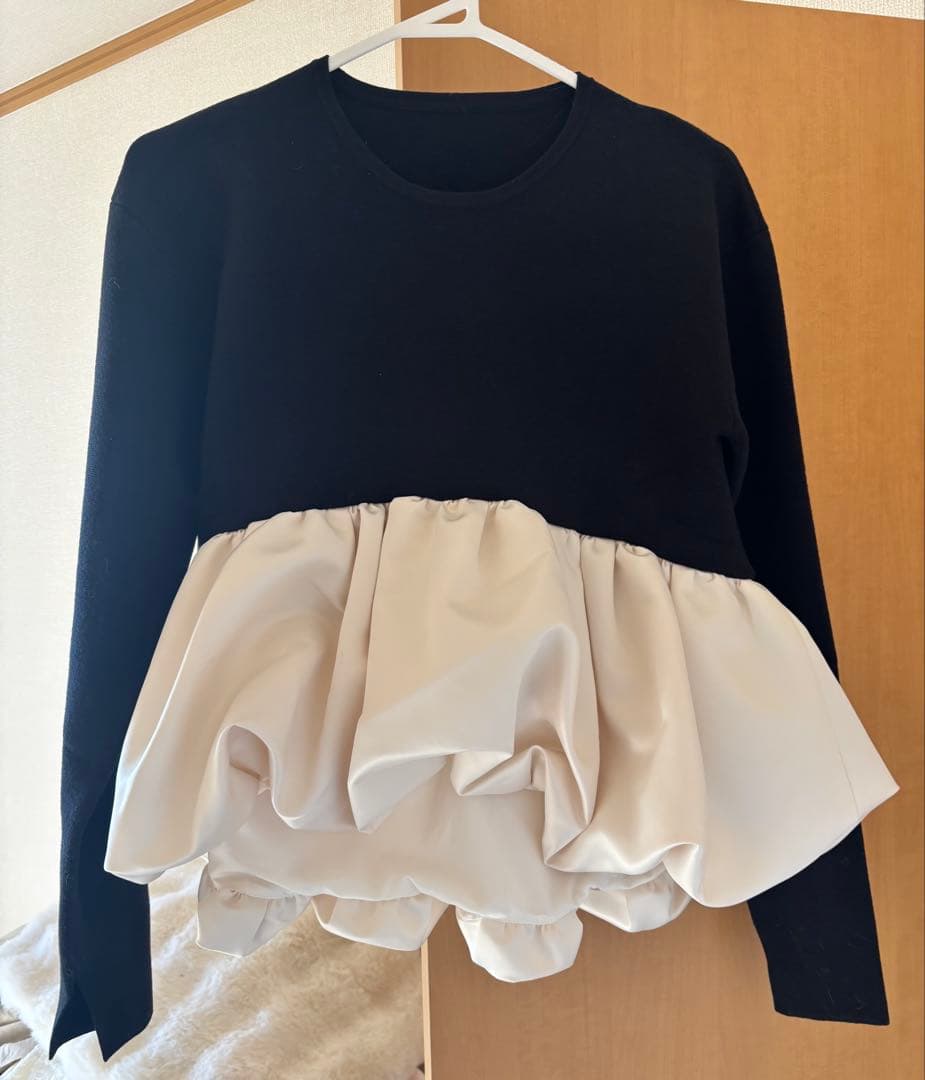 トップス Thetoe Aachen Balloon Peplum
