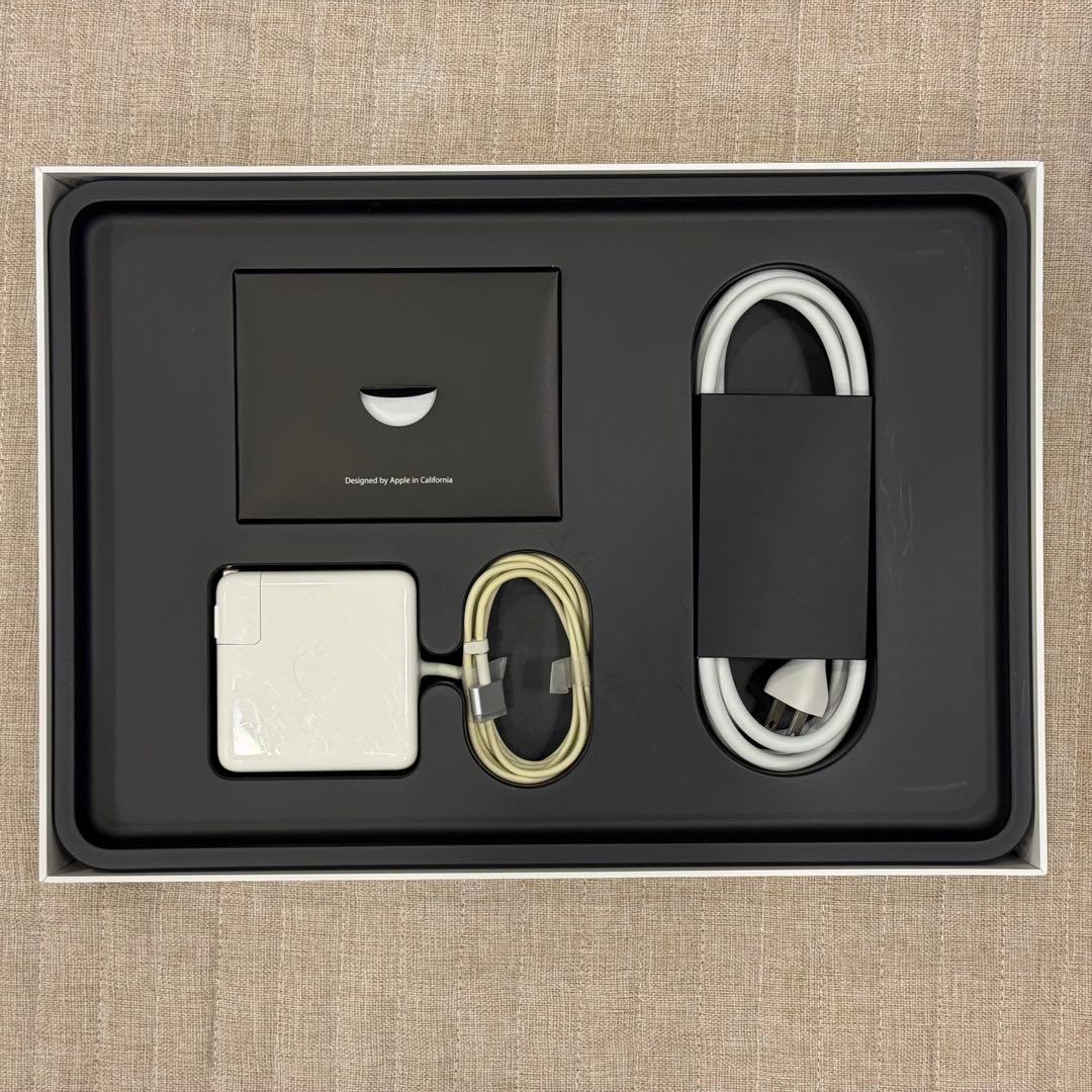 【バッテリー良好】MacBook Pro Mid 2015 / SSD256GB