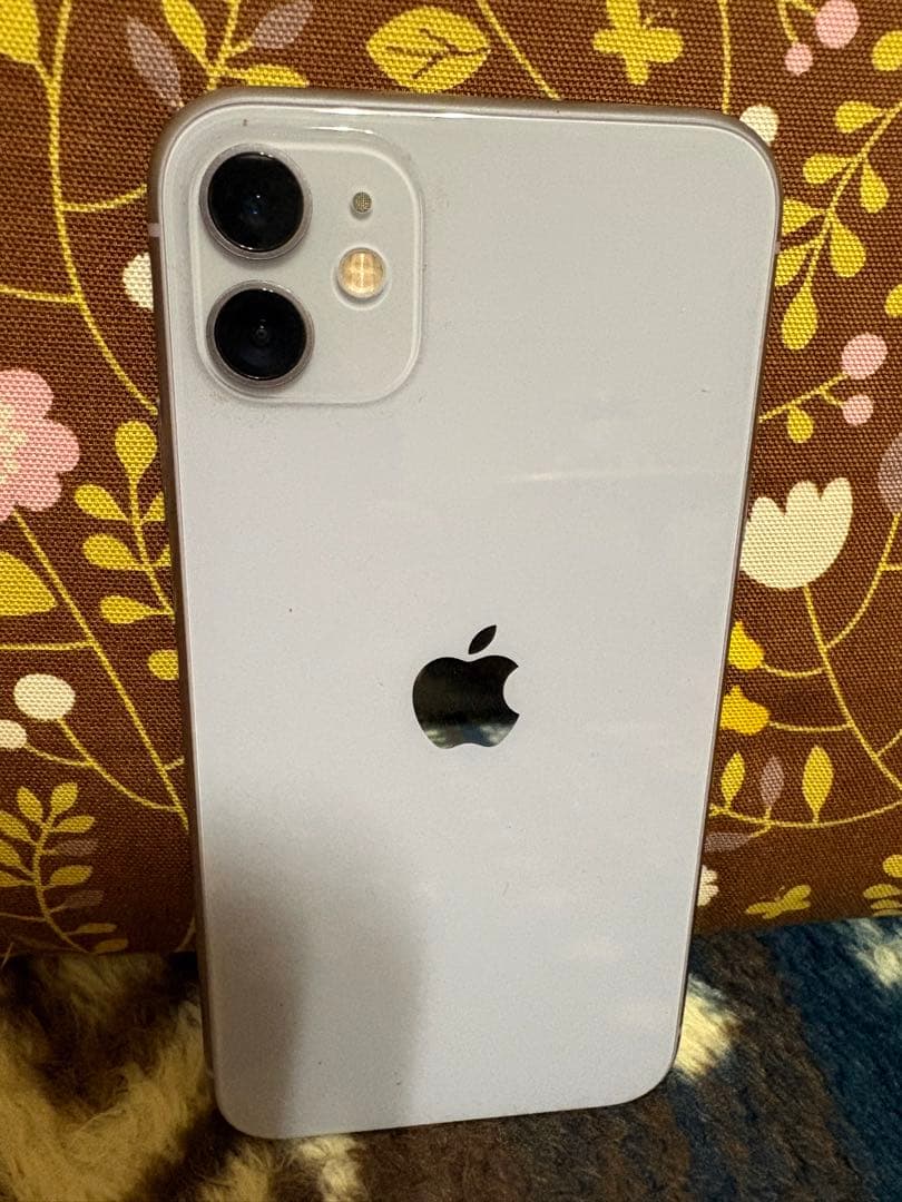 Apple iPhone 11 パープル本体