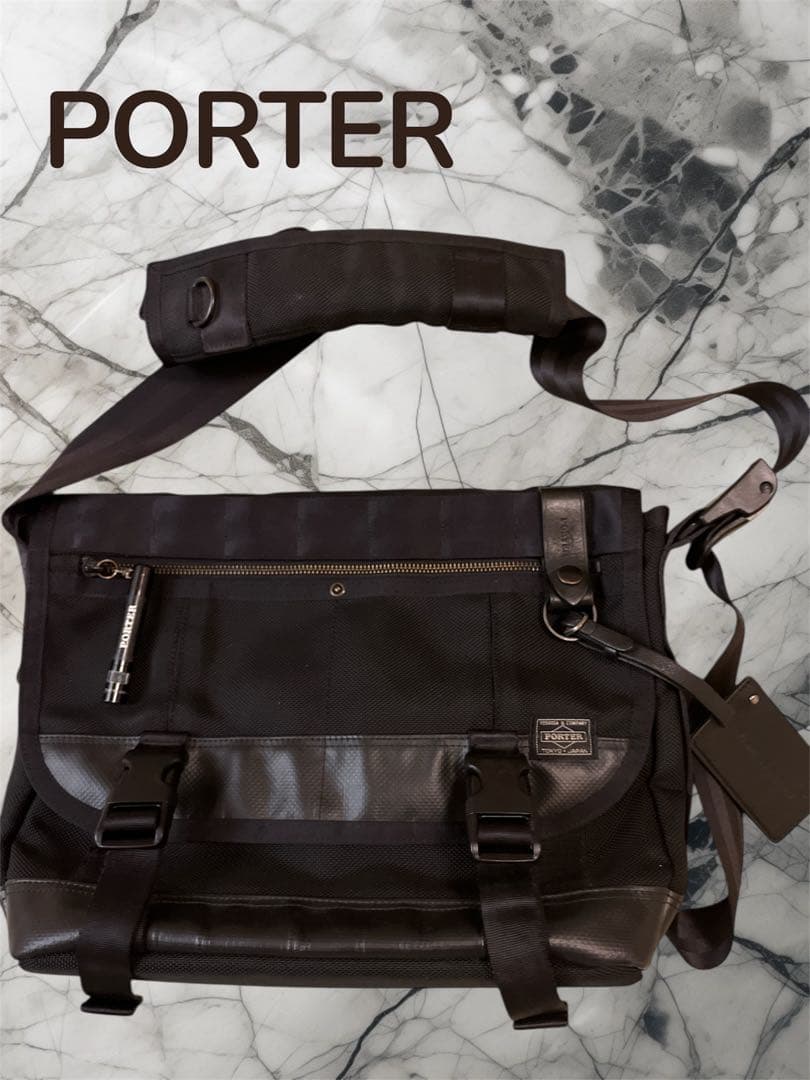 美品　PORTER HEAT ショルダーバッグ　黒　ブラック　吉田カバン