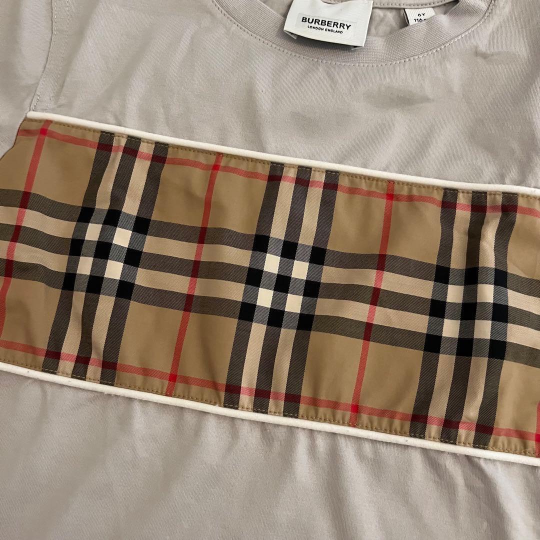 美品　Burberry Tシャツ　6y