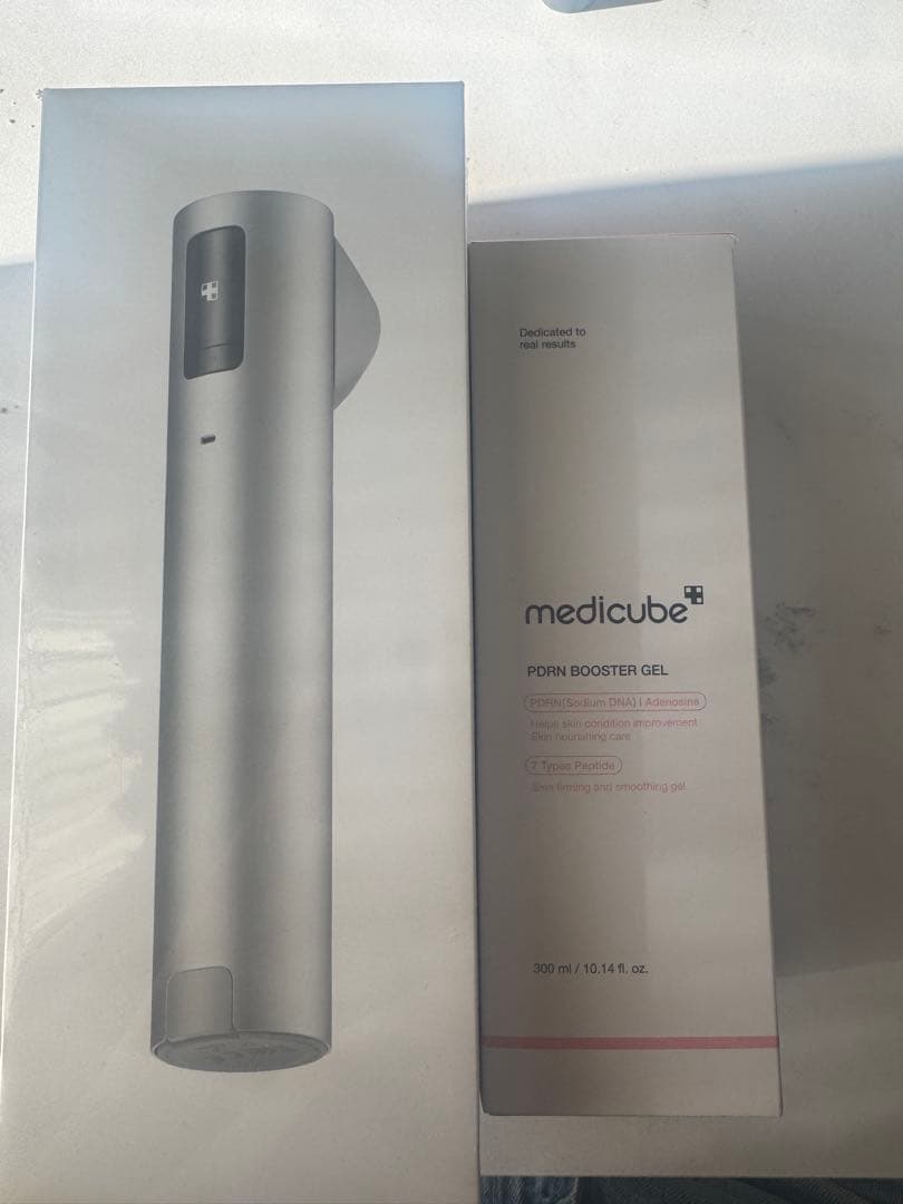 [メディキューブ] ハイフォーカスショット&サーモンPDRNリフティングジェル