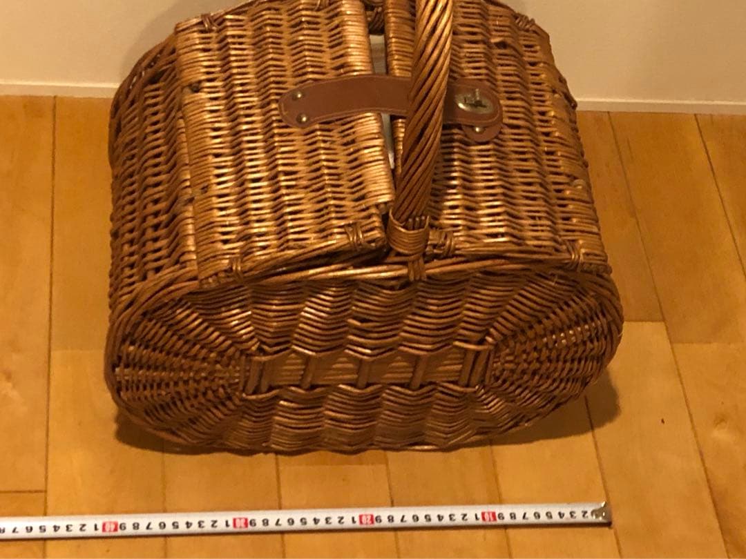 ピクニック　バスケット　食器付き