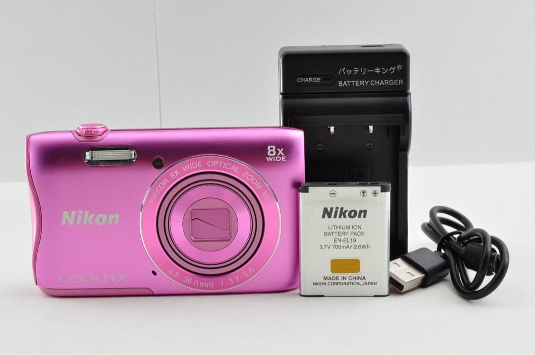 美品　NIKON COOLPIX S3700 ピンク　コンパクトデジタルカメラ