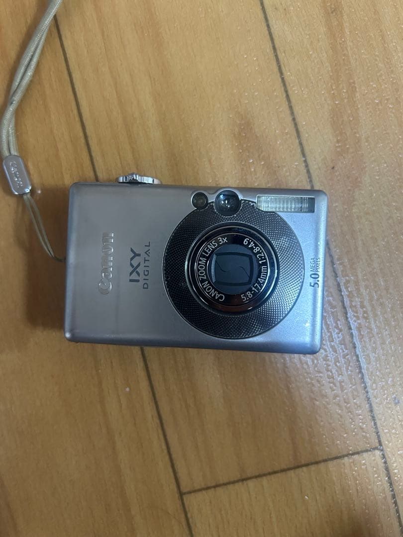 Canon IXY DIGITAL シルバー