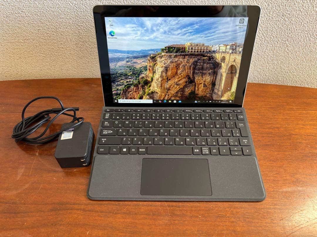 Surface Go LTE Advanced KAZ-00032 SIMフリー