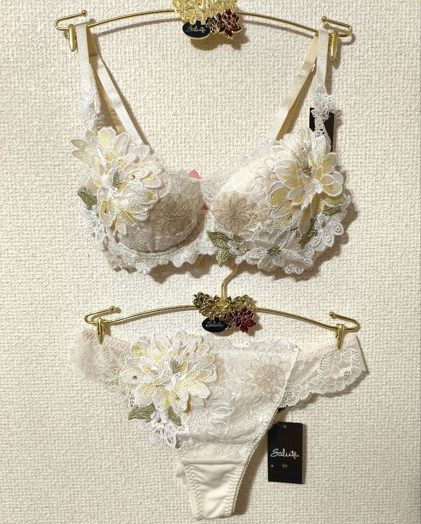 サルート Salute 店舗限定 08G 中国音楽 ブラジャー Tバックソング