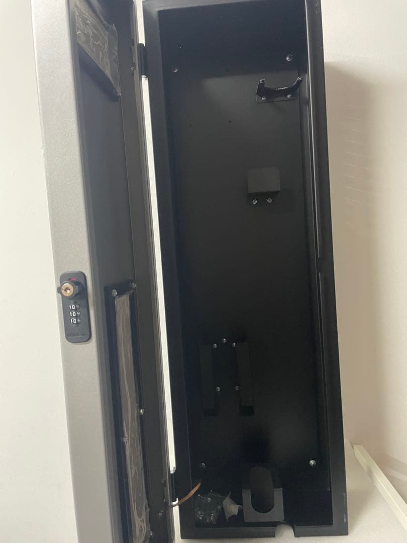 未使用　電気自動車充電ケーブルホルダー 盗難防止 充電器ステーションボックス