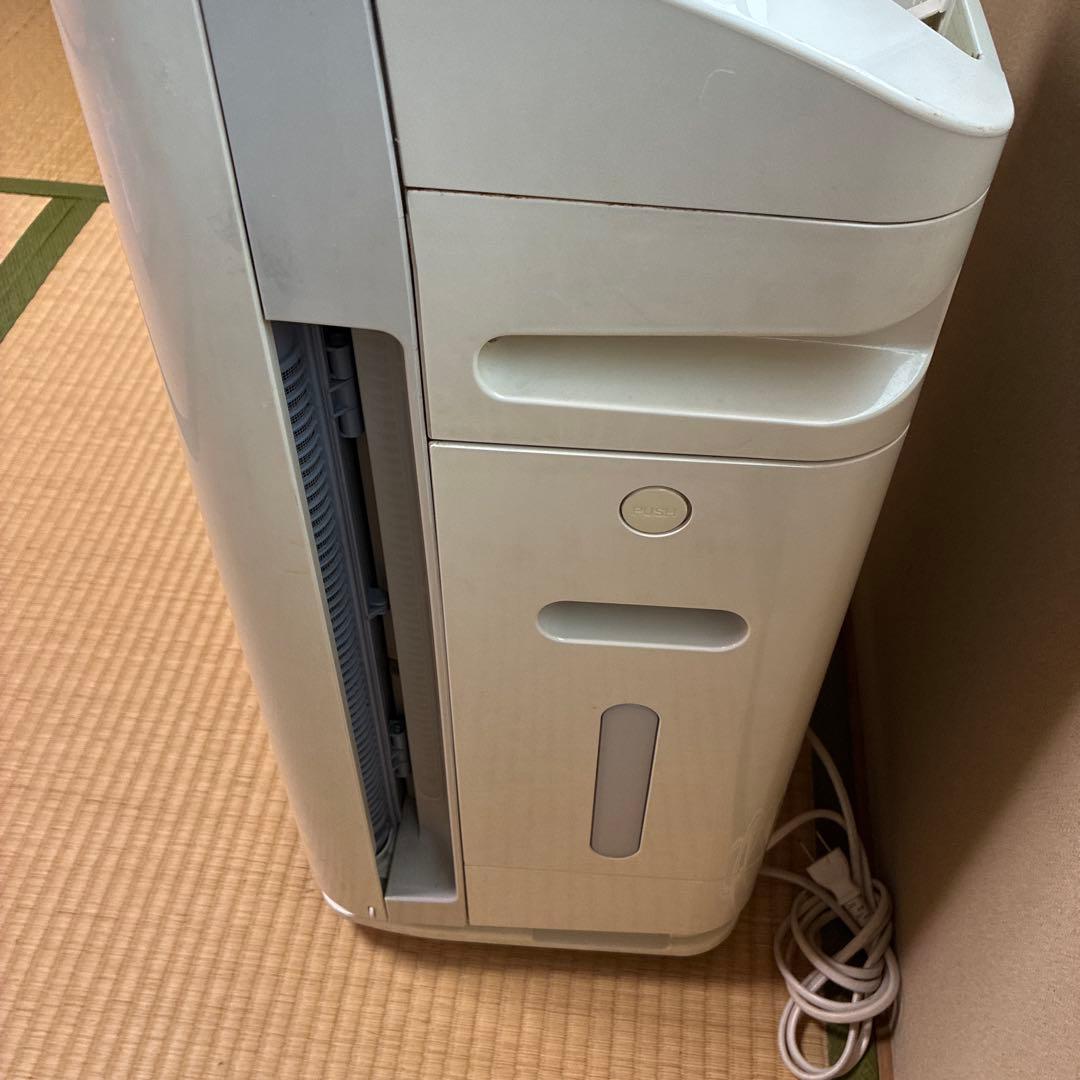 ダイキン キャスター付き2012年製 光速ストリーマ加湿空気清浄機