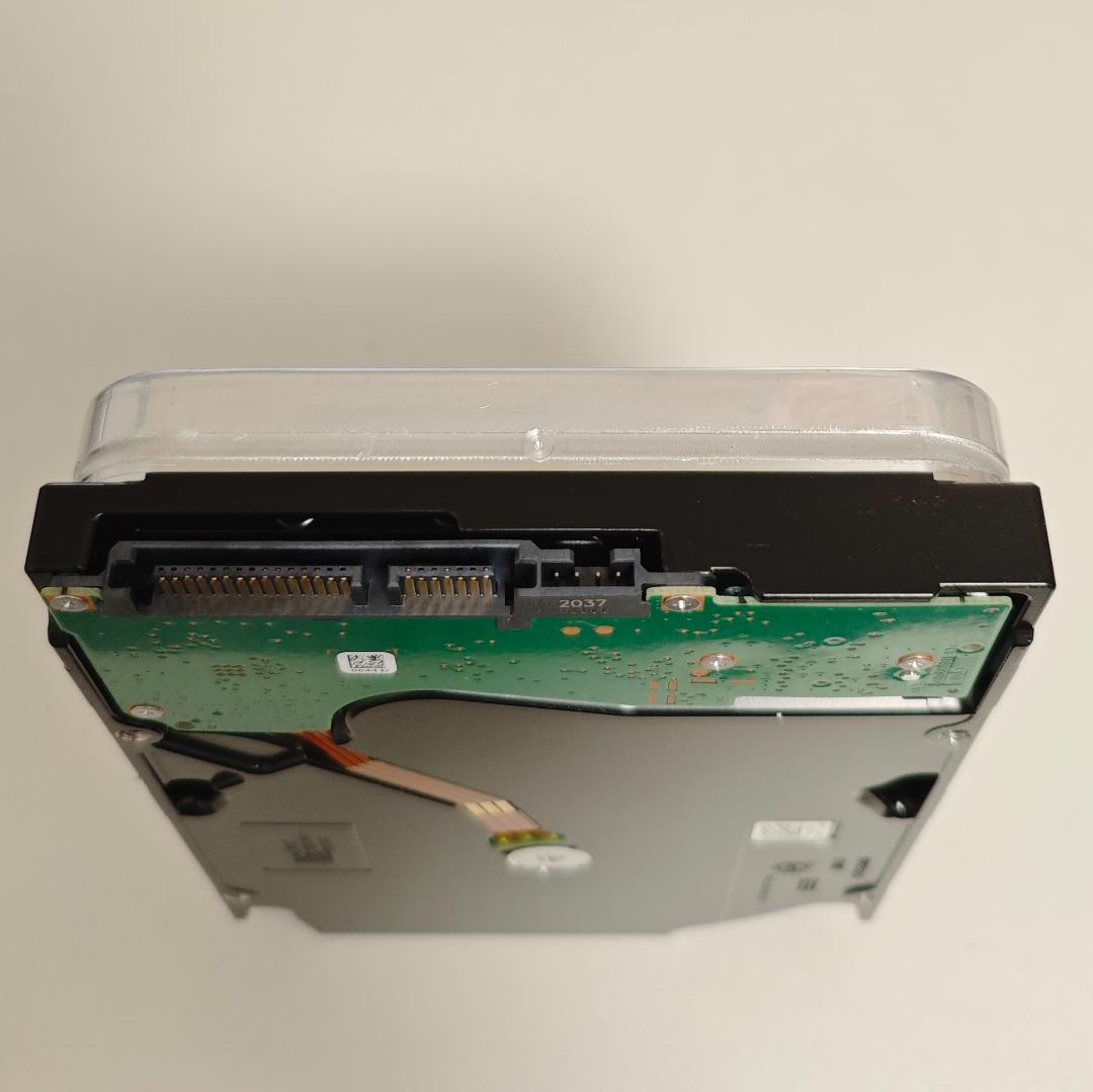 Seagate 3.5インチ内蔵HDD 14TB (ST14000NE0008)