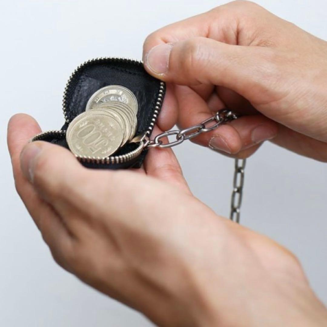 世界最小級のレザーウォレットチャーム　ブラックレザーケース チェーン付き