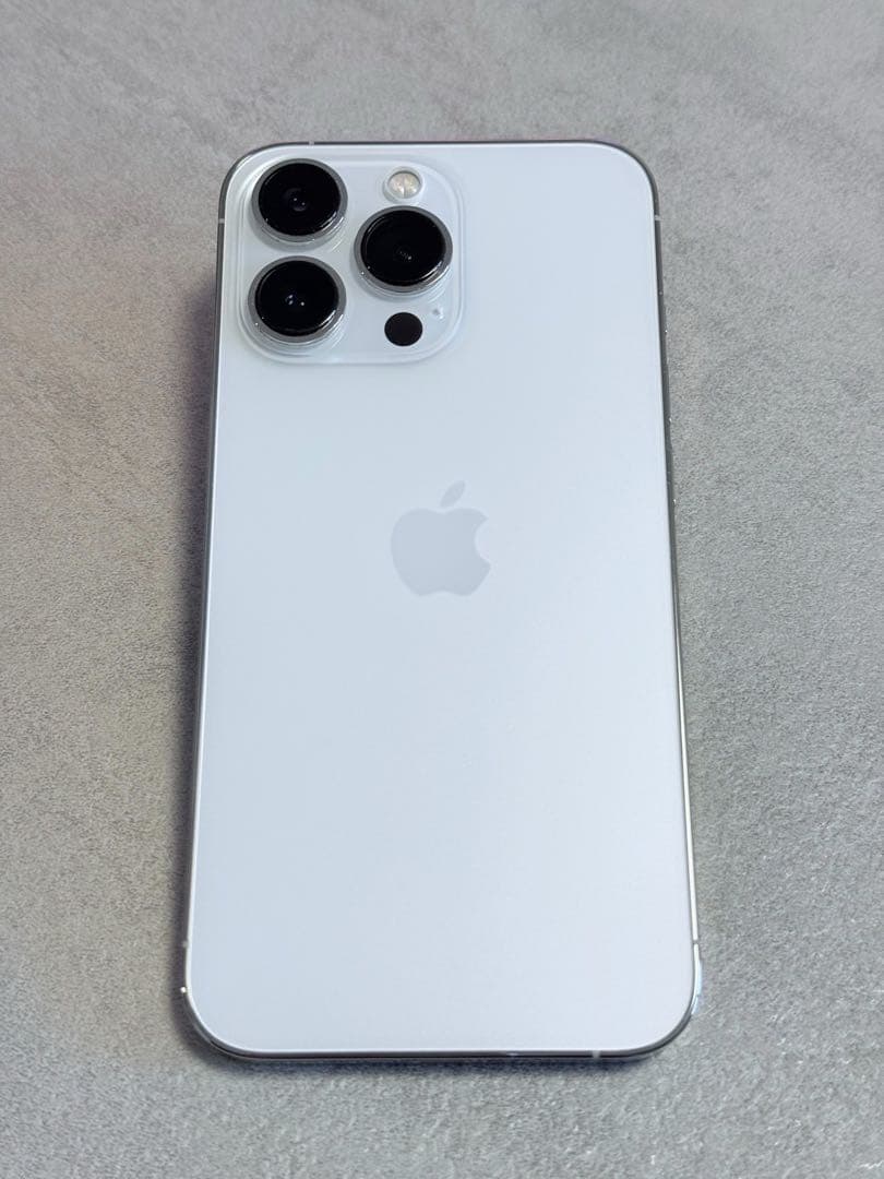 【美品】Apple iPhone 13 Pro シルバー 本体【SIMフリー】