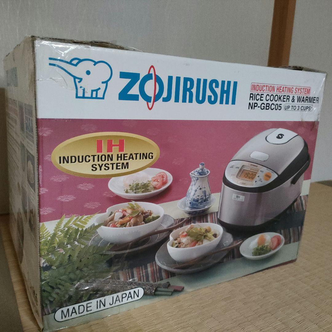 【海外向け】アメリカ　象印 NP-GBC05 炊飯器 3合 IH式