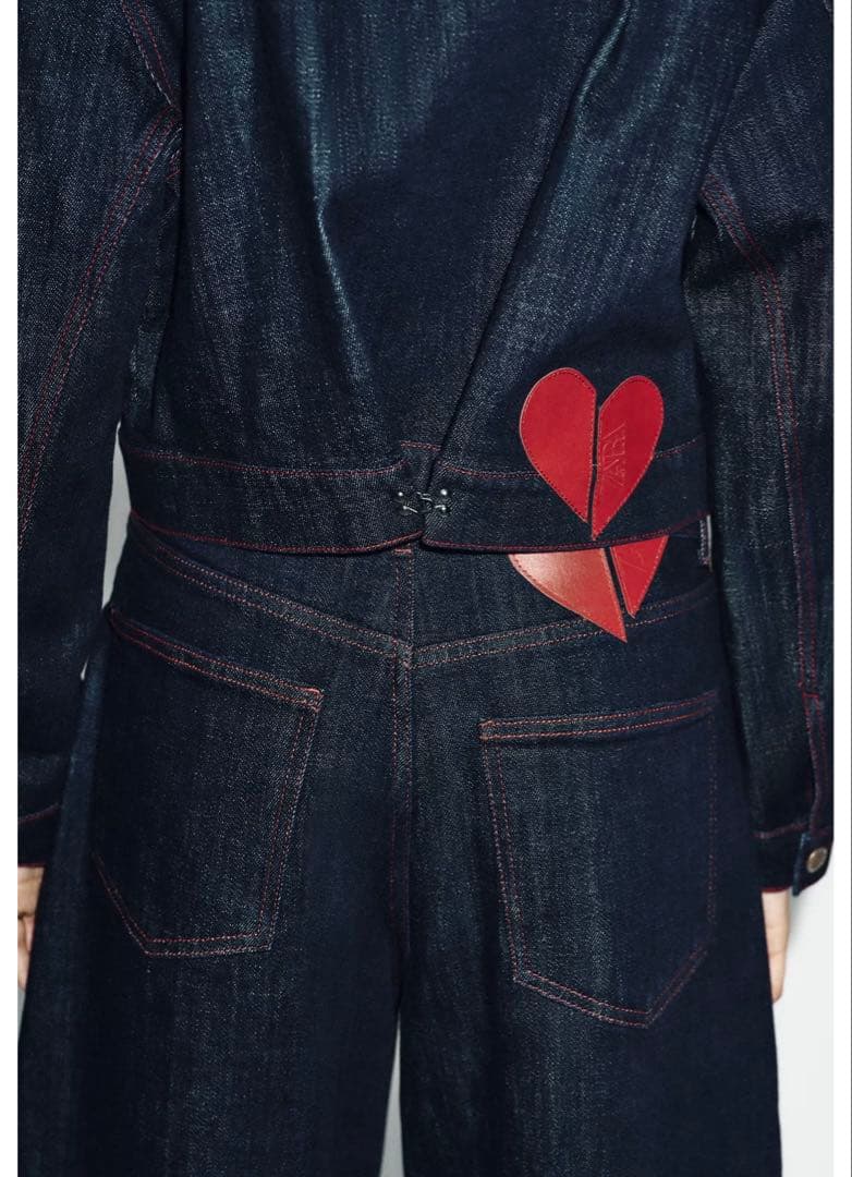 タグ付新品★ZARAのZ1975ハイウエストバレルフィットデニムパンツ★EU32