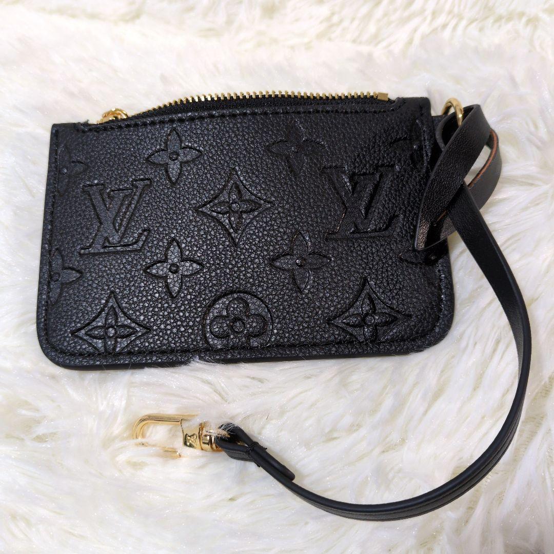 モノグラム ケース