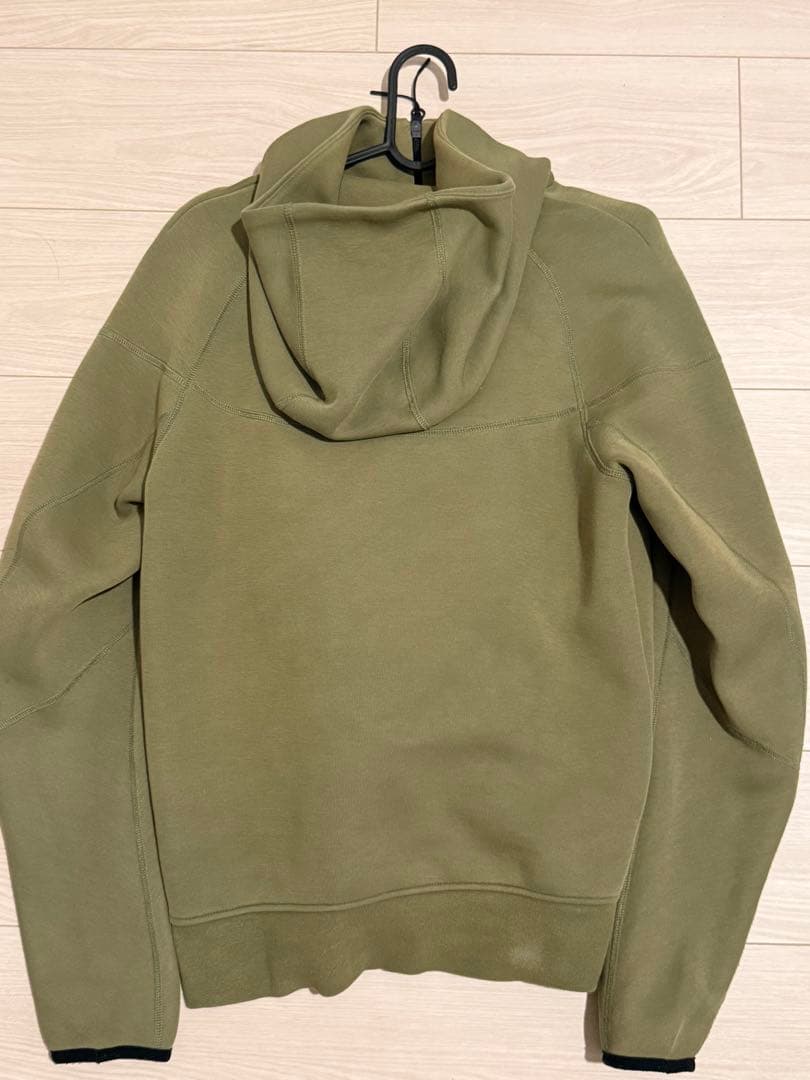 NIKEテックフリース　2024wモデル