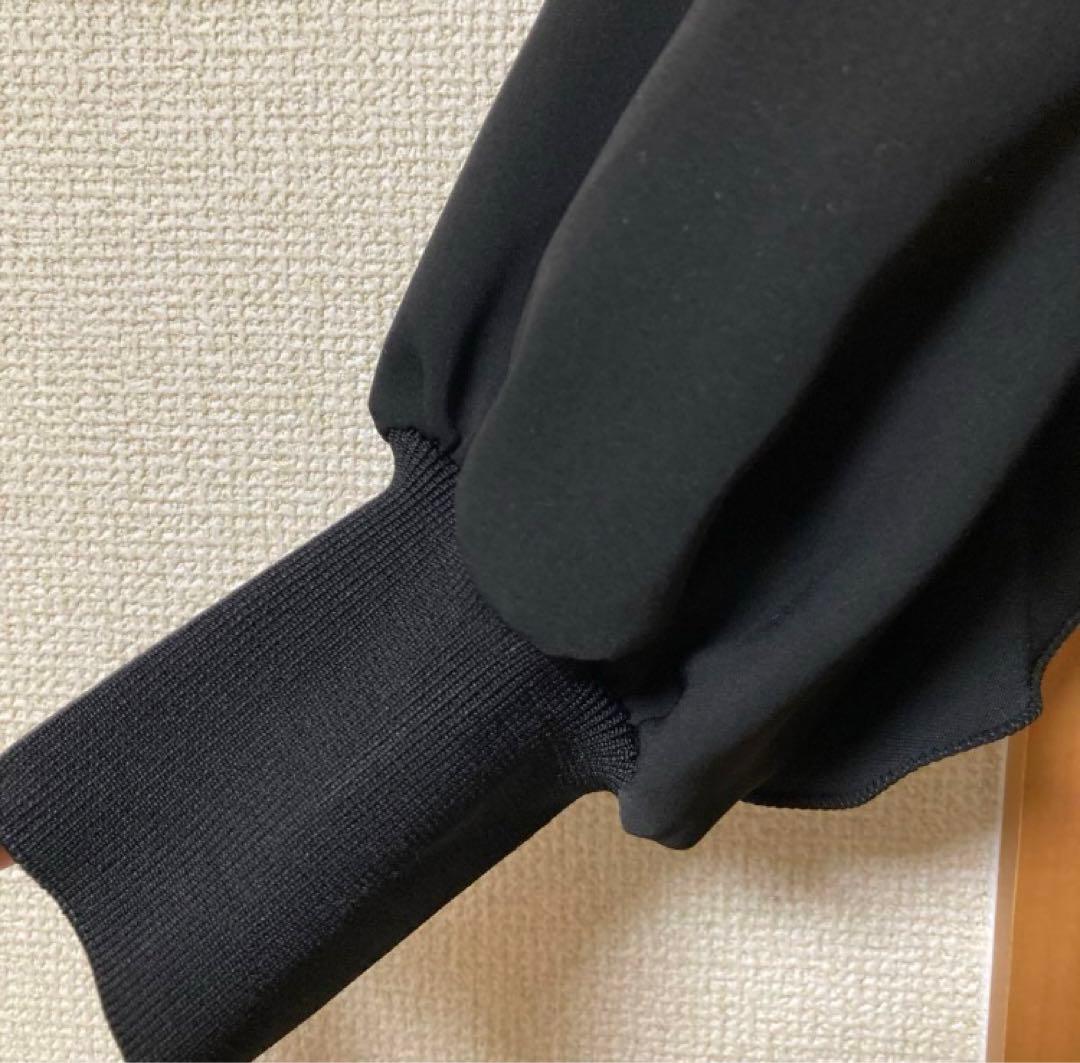 【新品】MARILYN MOON黒ブラウス