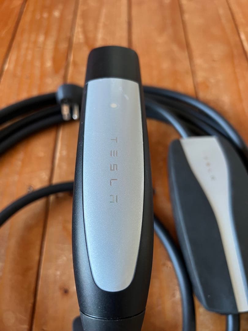 Tesla モバイルコネクター　充電ケーブル　テスラ　純正