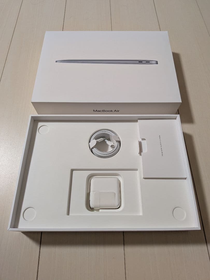 Apple MacBook Air 13インチ M1 16GB 1TB