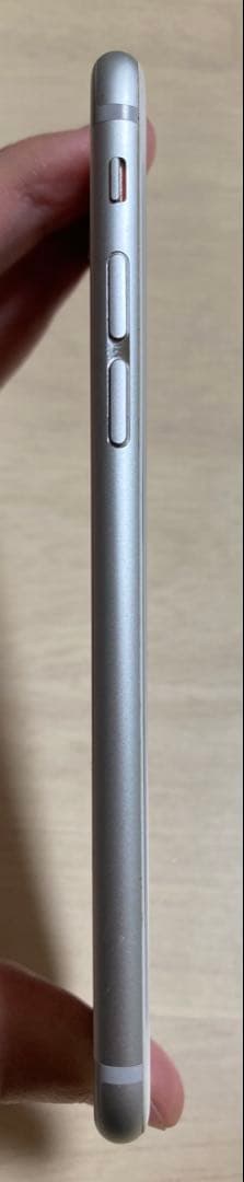 iPhone 6 シルバー 本体　16GB