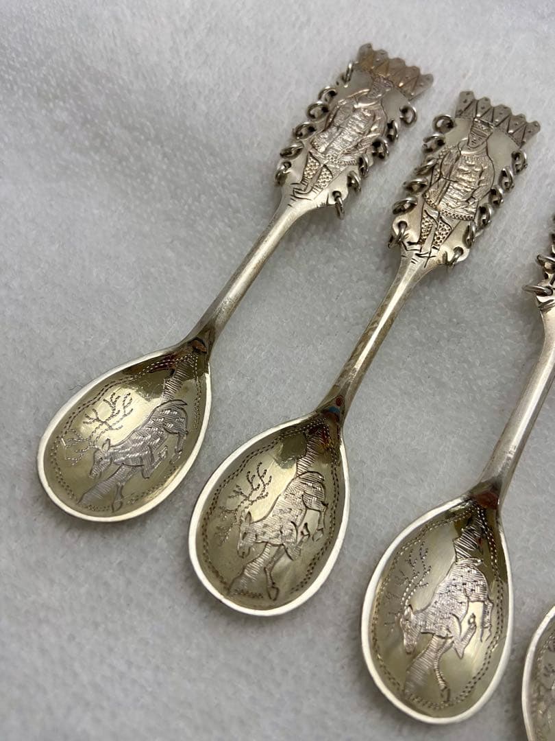 スウェーデン製 ハンドメイド シルバー スプーン 6本セット（2セット×3絵柄）