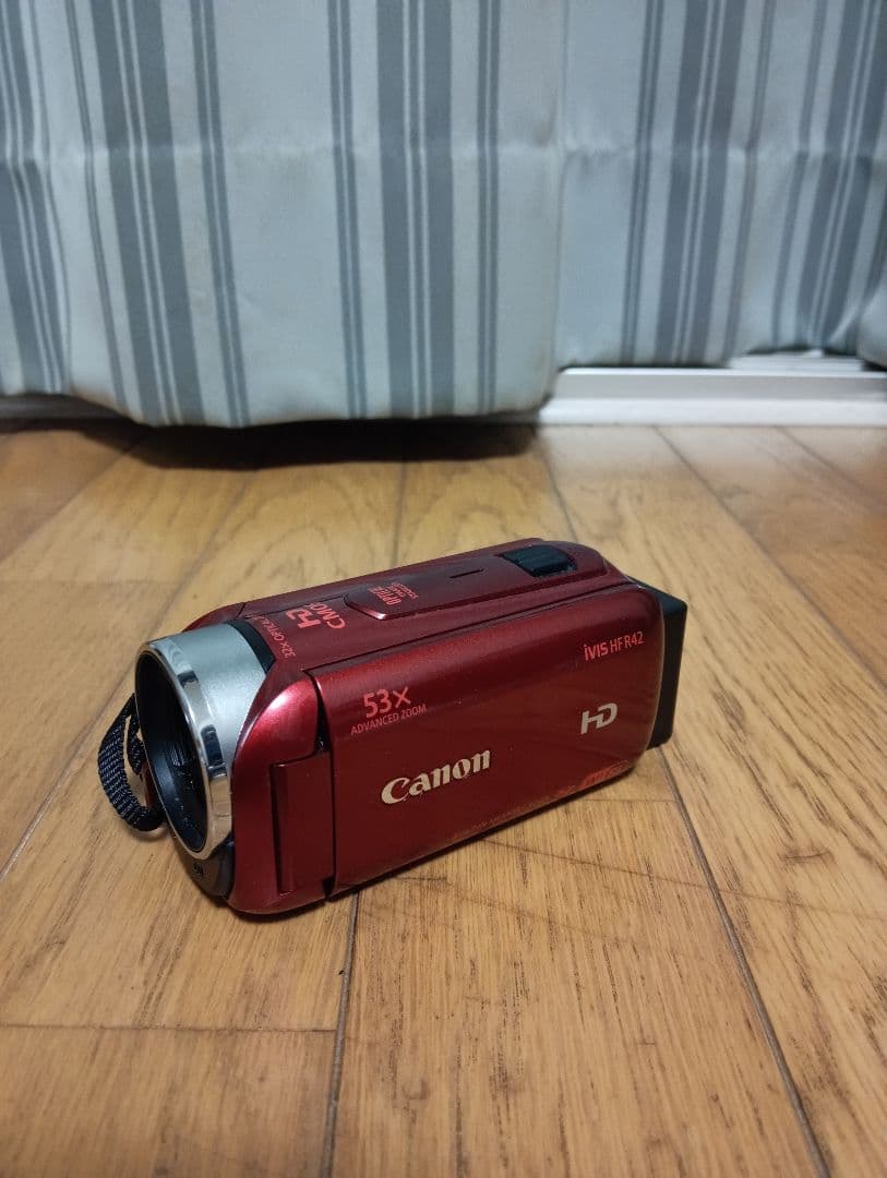 Canon ハンディカム 53倍ズーム レッド
