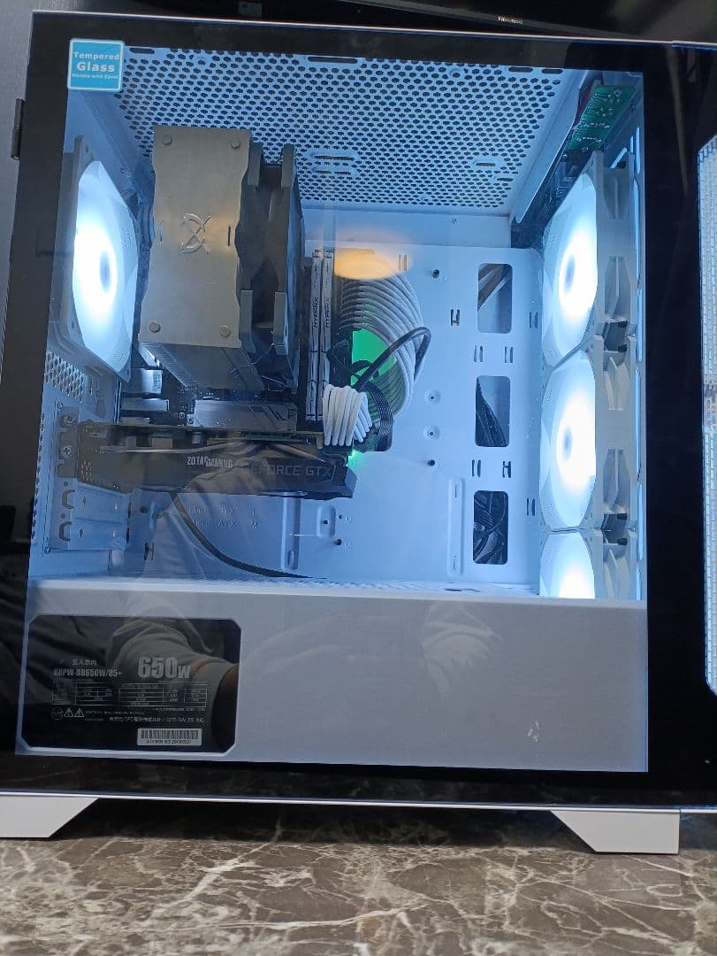 動作快適！Ryzen5搭載ゲーミングパソコン ホワイト