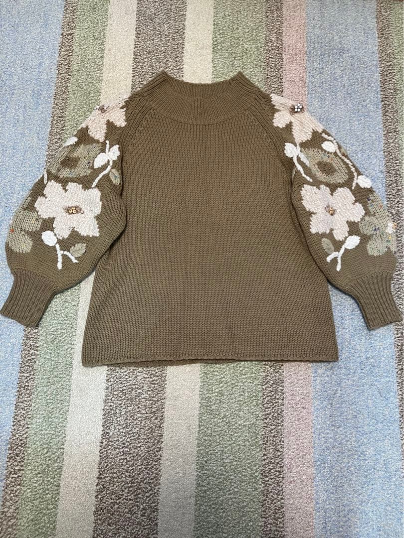 BEARDSLEY ビアズリー花ジャガードニット フラワー 袖ジャガード