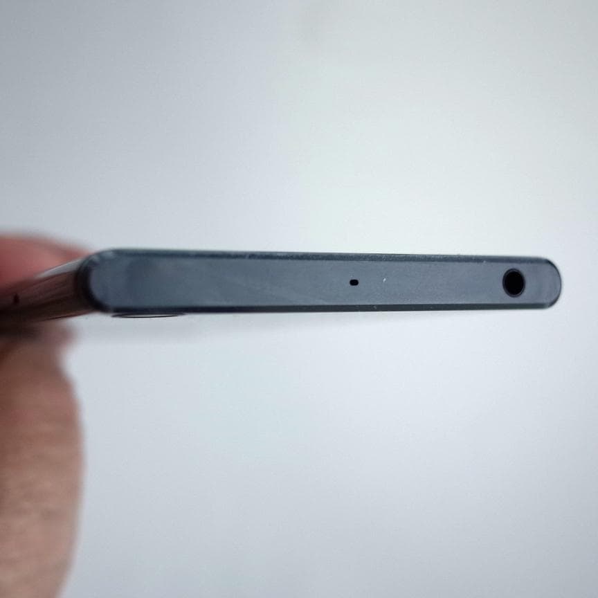 SONY Xperia XZ Premium SO-04J docomo 美品