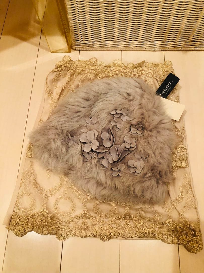 新品★ 未使用　ANTEPRIMA アンテプリマ グレー ラビットファー　帽子