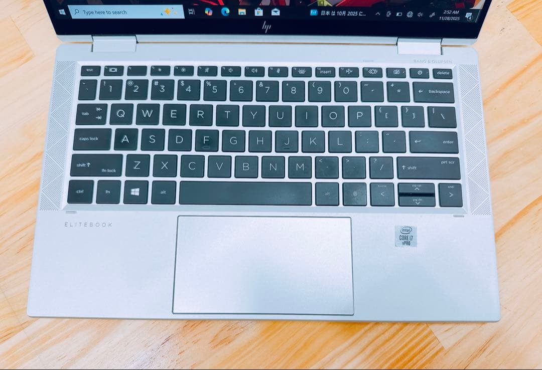 HP X360 1030 G7 i7 16Gb 256Gbタッチパネル中古品