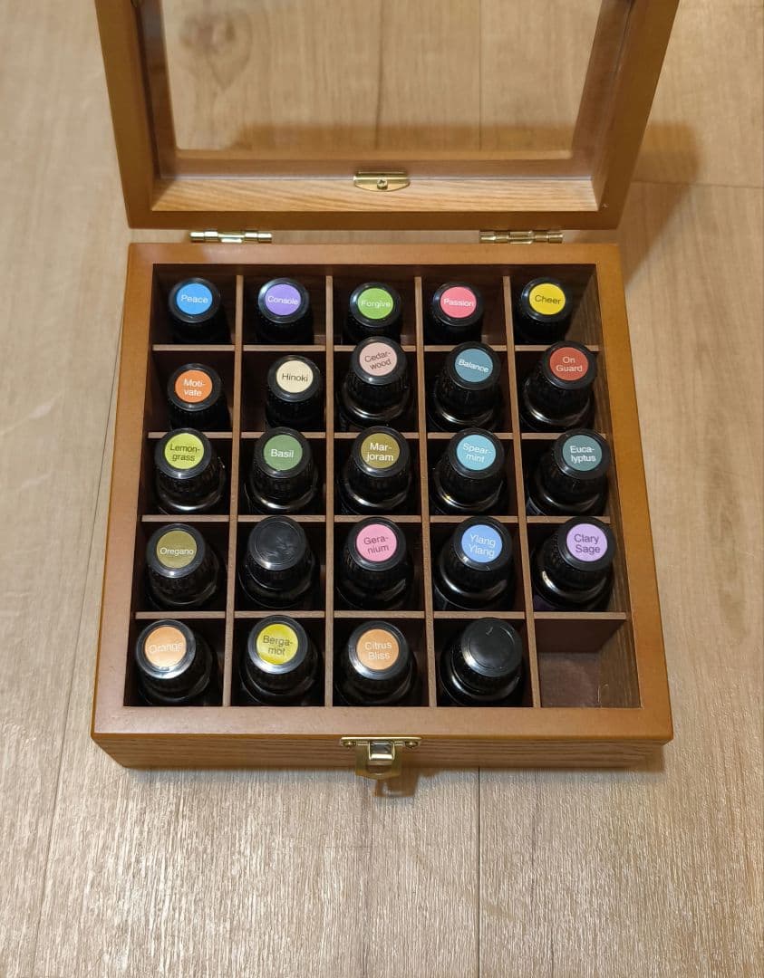 【値下げ】doTERRA オイル 24本セット 木箱・本・ラベルシール付