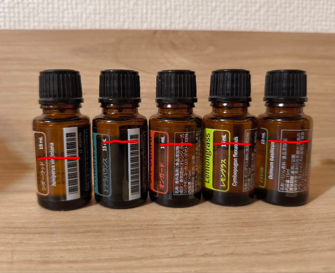 【値下げ】doTERRA オイル 24本セット 木箱・本・ラベルシール付