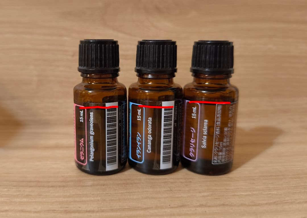 【値下げ】doTERRA オイル 24本セット 木箱・本・ラベルシール付
