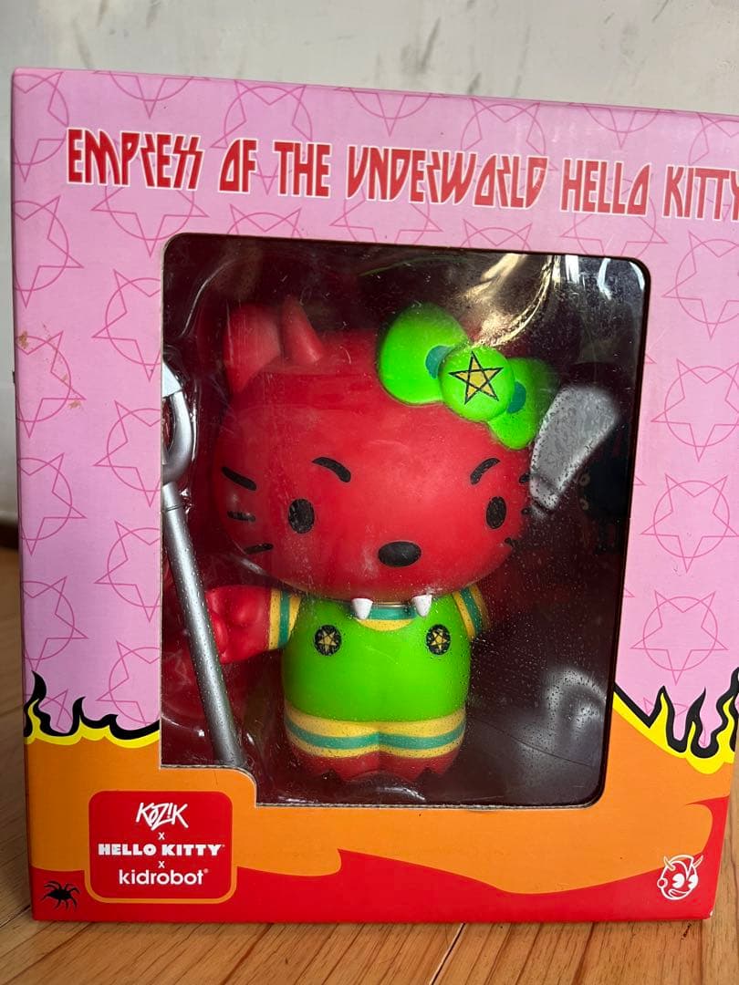 ハローキティ フィギュア KOZIK ソフビ　Hello kitty