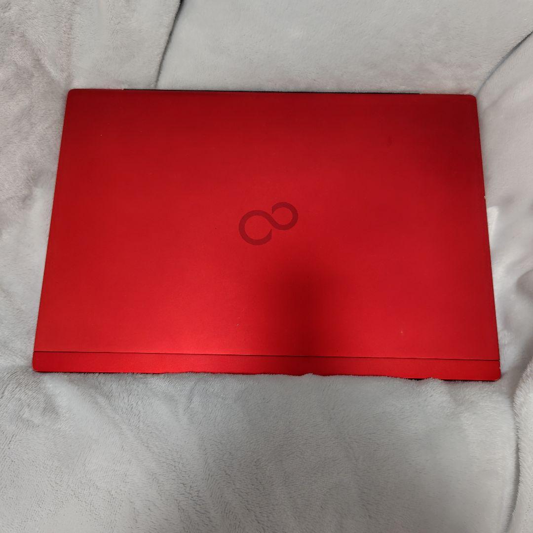 富士通 搭載軽量モバイルノートPC