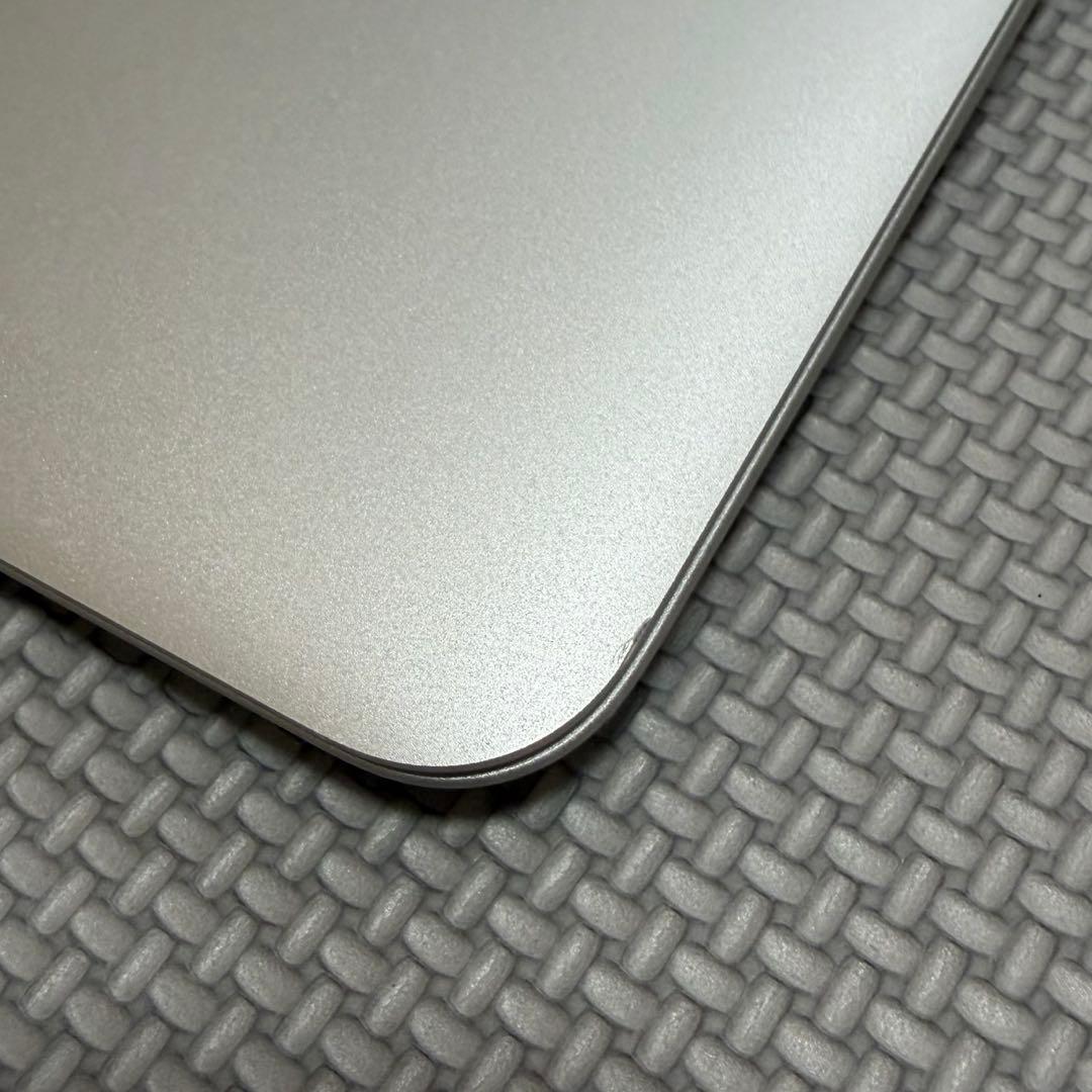 MacBook本体 MacBook Air (13-inch, 2017) MQD32J/A