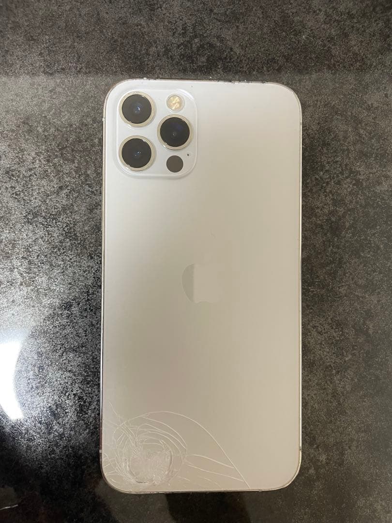 （箱あり）Apple iPhone 12 Pro シルバー 本体256GB