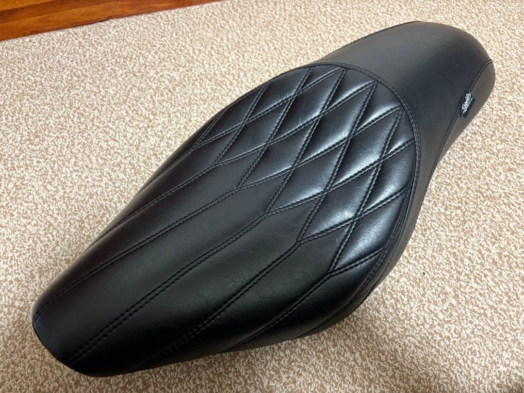 S*i様 ホンダ レブル Diabolus製 シート