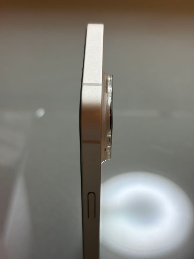 よ*ん様 よっちゃん iPhone 14 スターライト ケーブル、箱、ケー