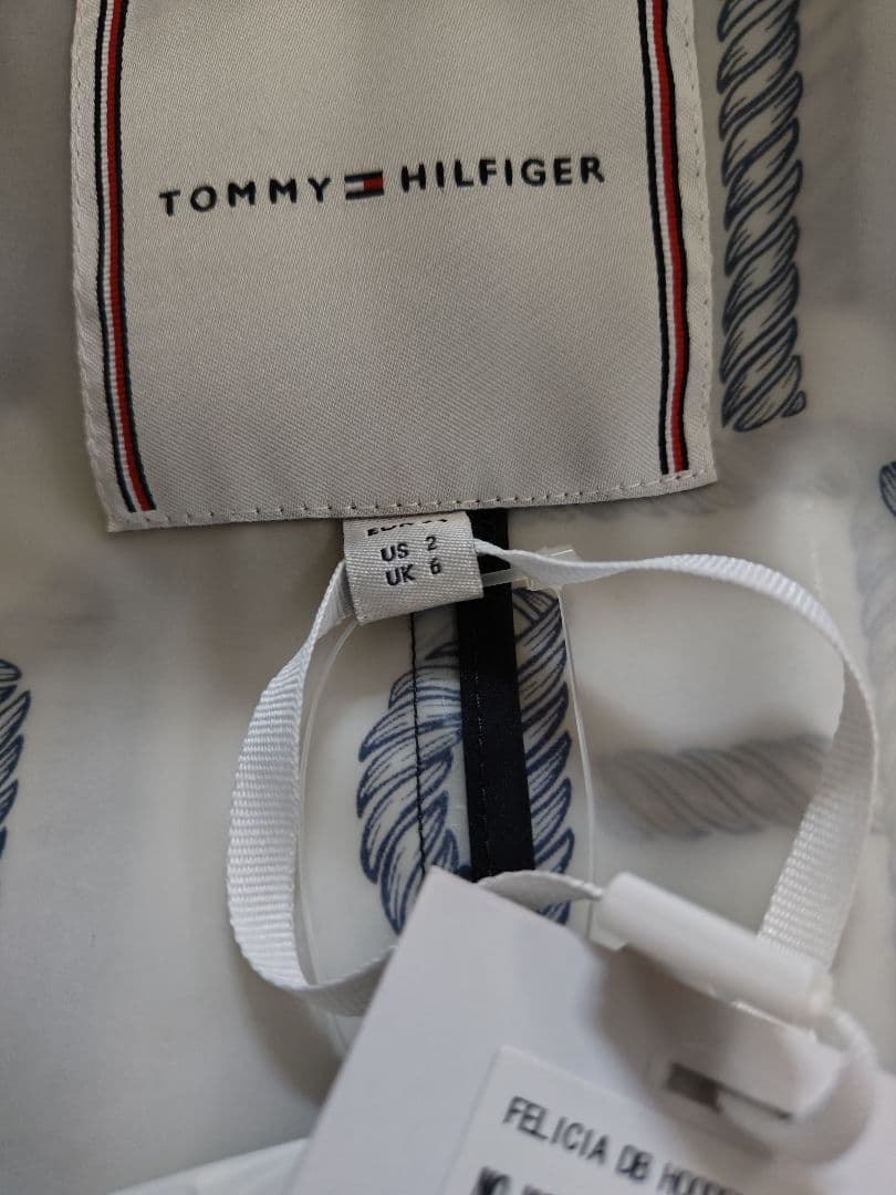 ロゴ レインコート