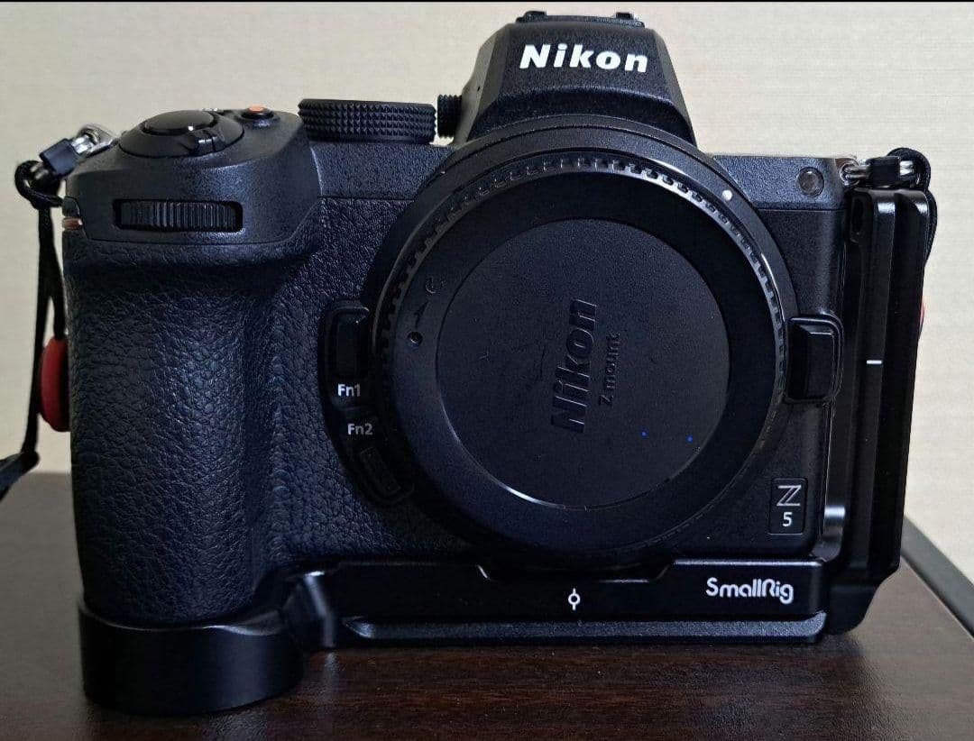 ケイNikon Z5 ニコン　Z5 ボディ