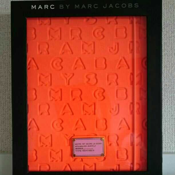 4千円お値引きしました マーク・ジェイコブス♡iPad ケース⭐レア