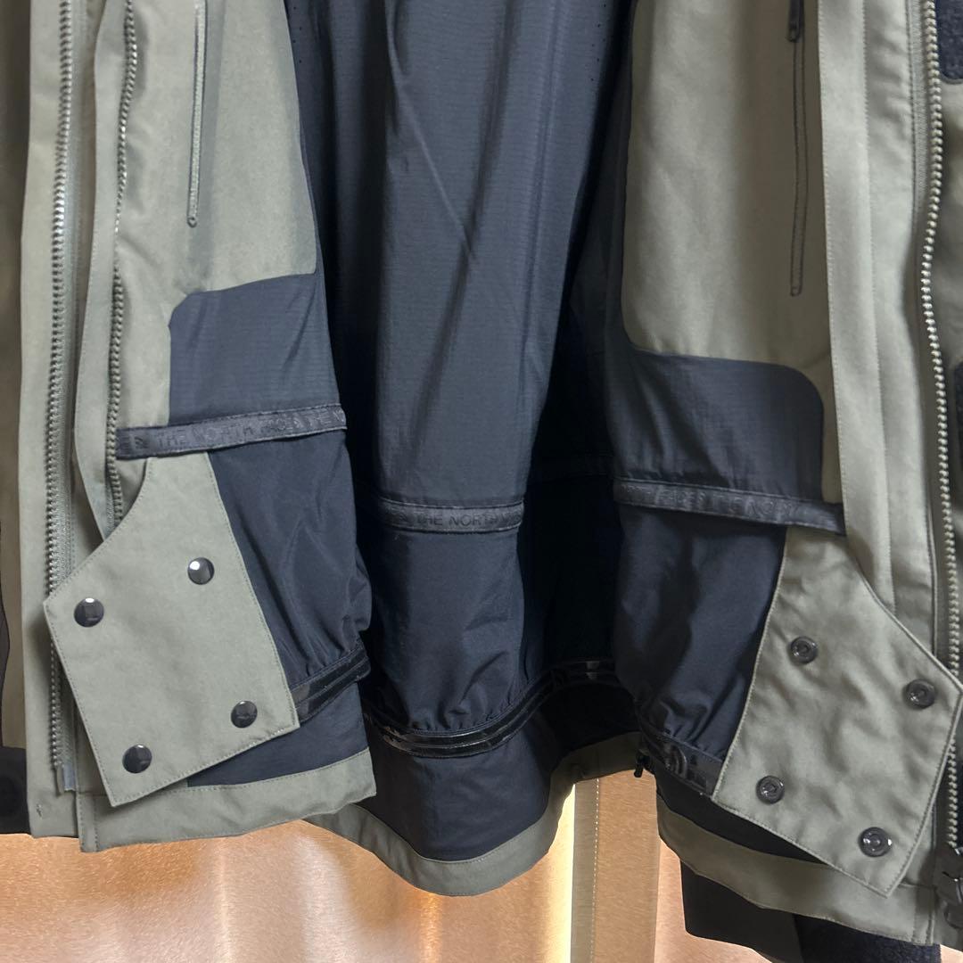 ノースフェイス マウンテンジャケットNP61800Mサイズ