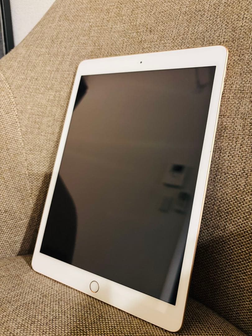 【ジャンク】iPad 第7世代128Gゴールド(リカバリーモード・修復不可） ※