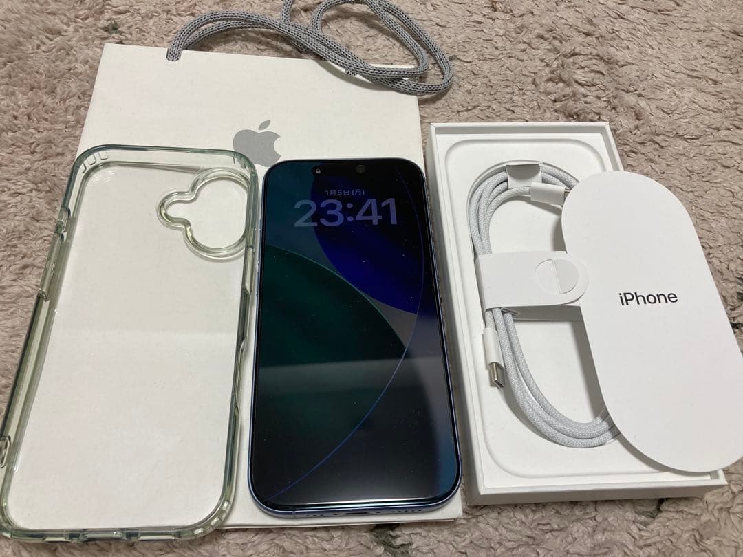 Apple iPhone17 ミストブルー 256GB 状態綺麗simフリー無印