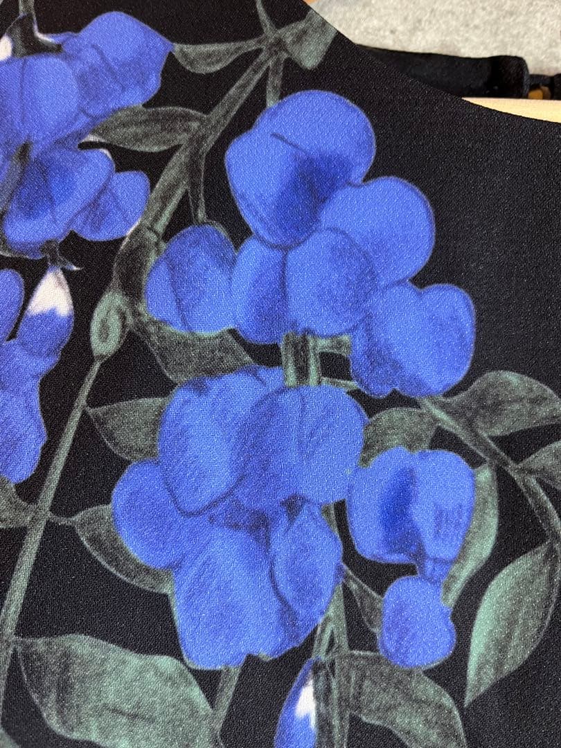 希少 即完売 AMERI アメリ ビンテージ　アマンダ花柄トップス