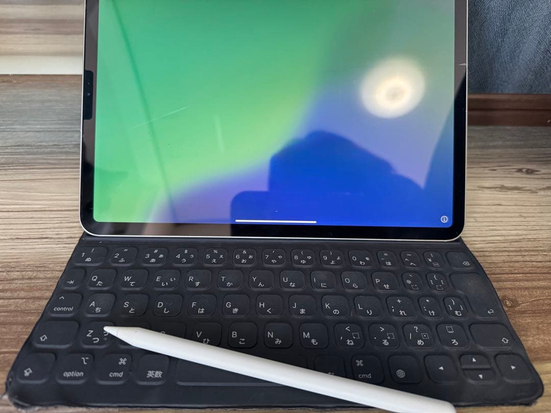 iPad Pro 11インチ (訳あり.セルラー 256GB(純正キーボード付)