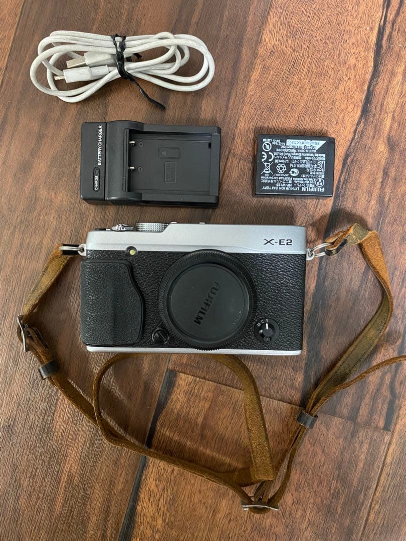 FUJIFILM X-E2 ボディ ミラーレスカメラ
